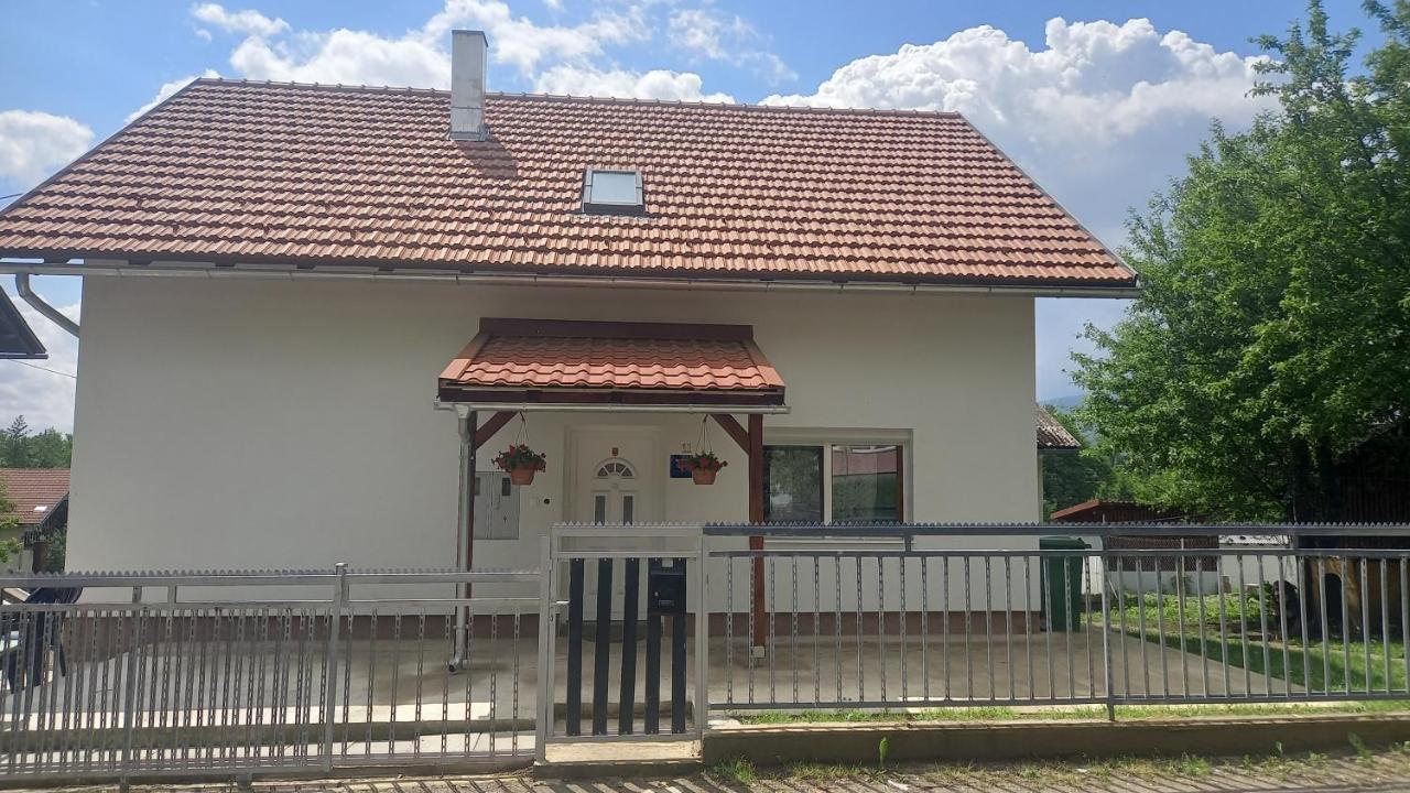 Apartament Keti Plaški Zewnętrze zdjęcie